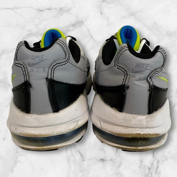 Kids Nike Air Max 95 size 3Y - Picture 3 of 7